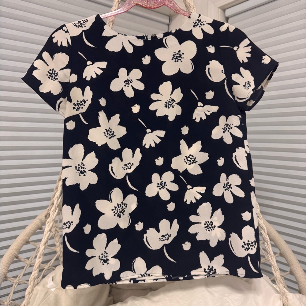 Ann Taylor Floral Shirt - Navy and White